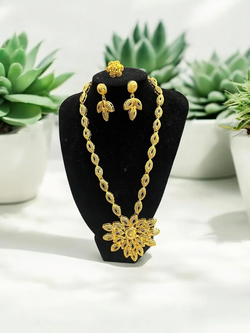 Gold Flower Set - Image 2